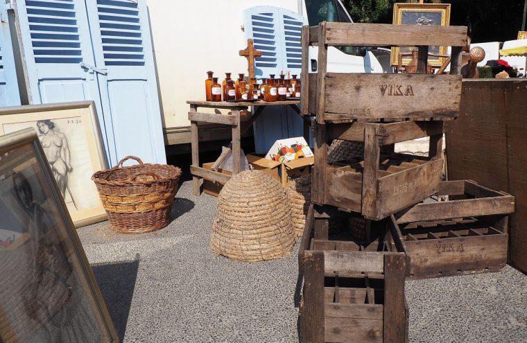 Brocante mensuelle des professionnels Du 6 oct au 1 déc 2024