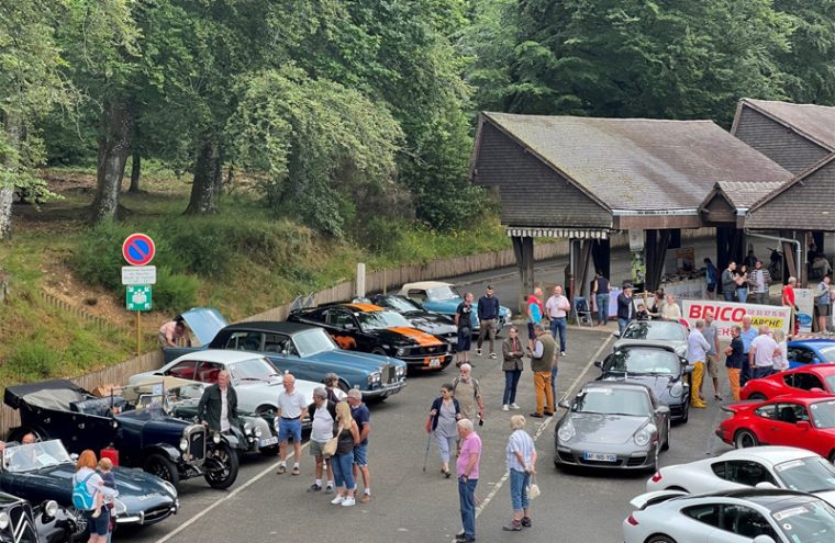 Exposition de véhicules anciens, sportifs ou prestigieux : 