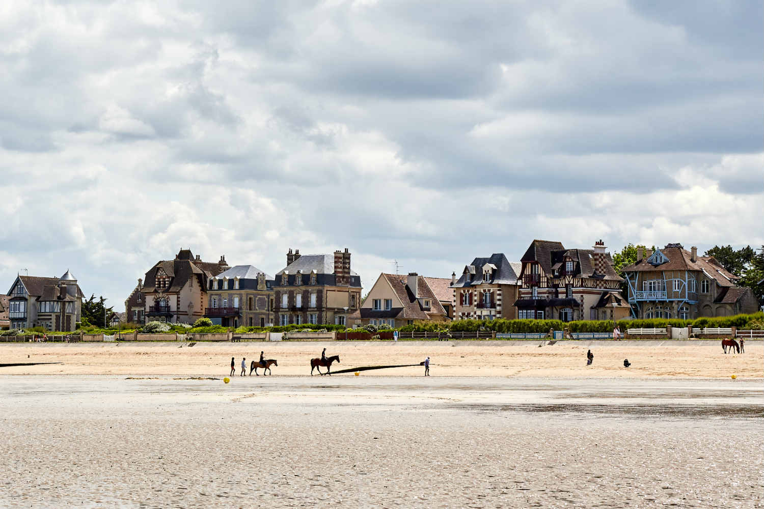 Les Villas Du Bord De Mer Lion Sur Mer Normandie Tourisme